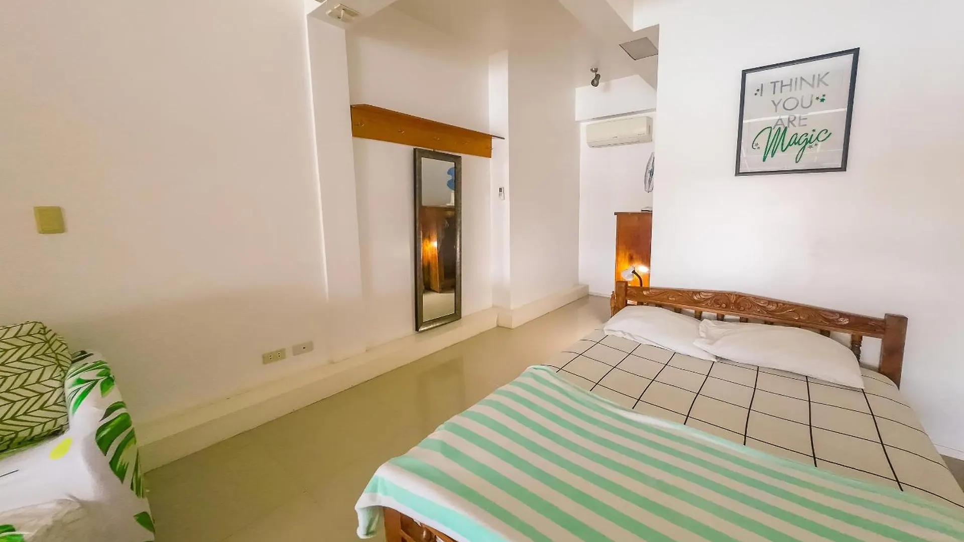 La Vela Apartments 다우이스 0*,